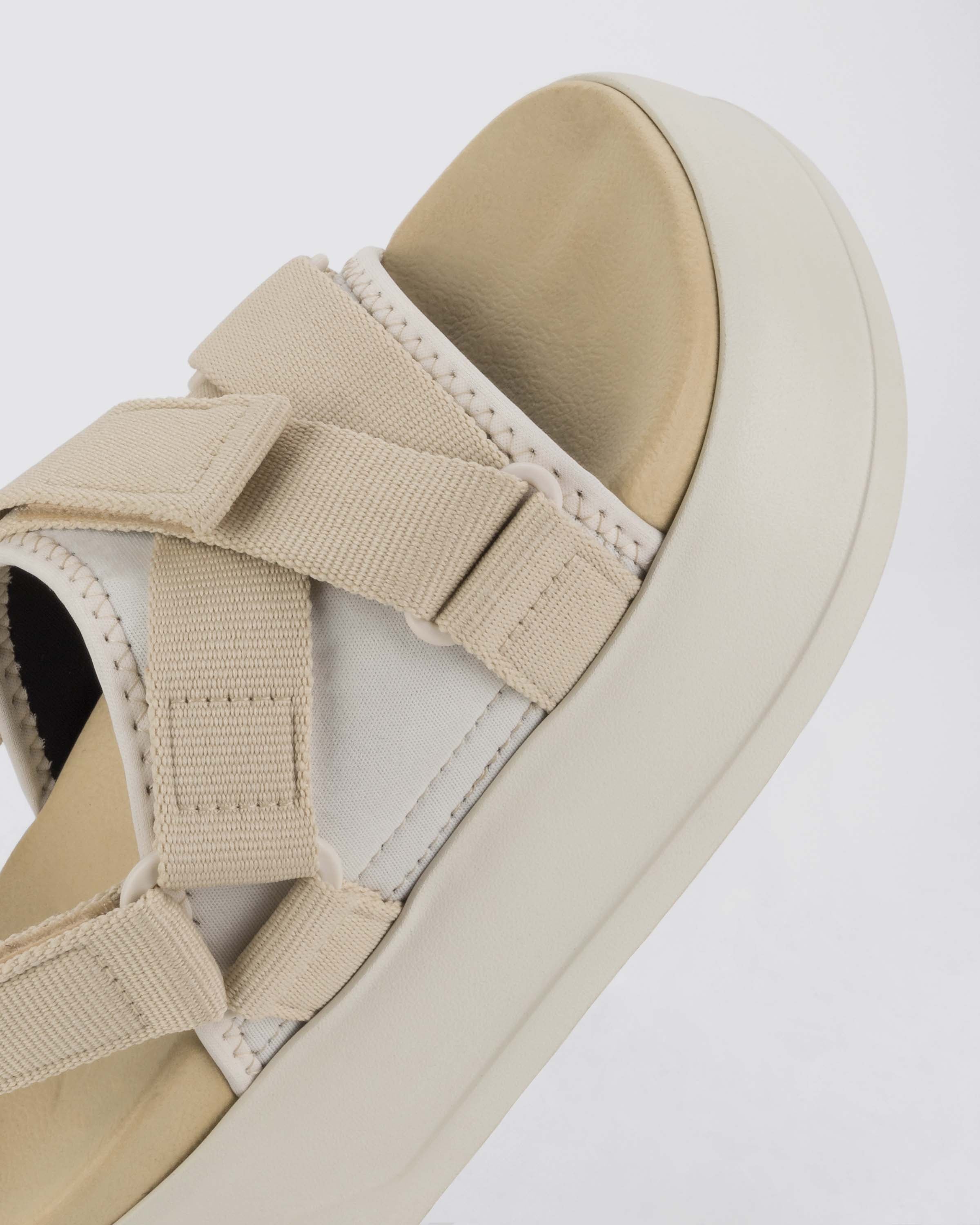 Sandália R Next High Bege