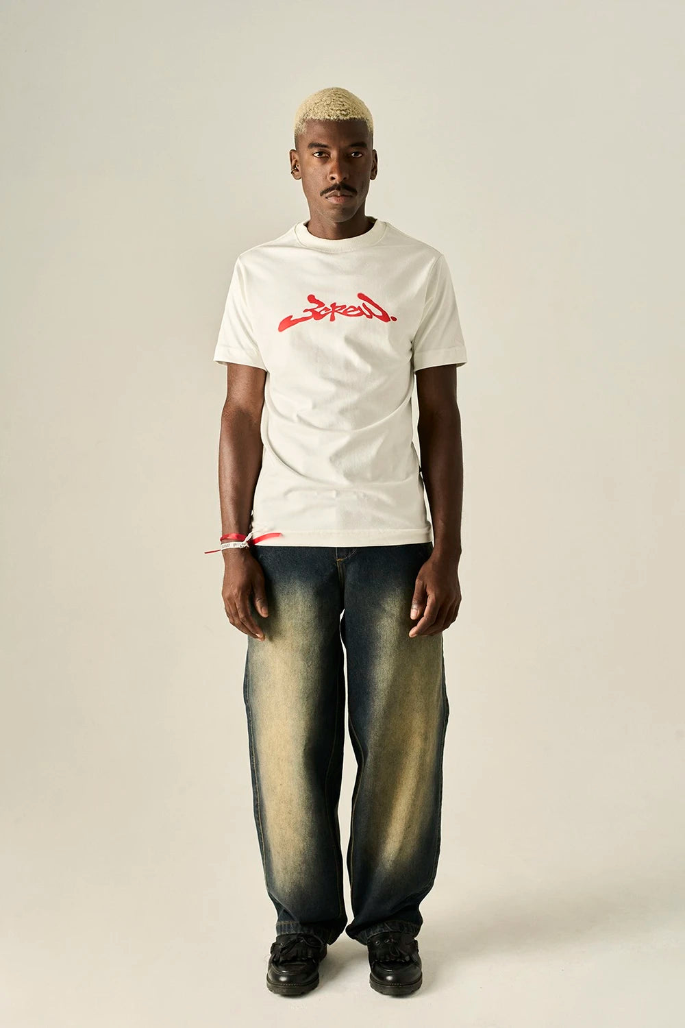 Camiseta Barra Crew Assinatura Remix Off White