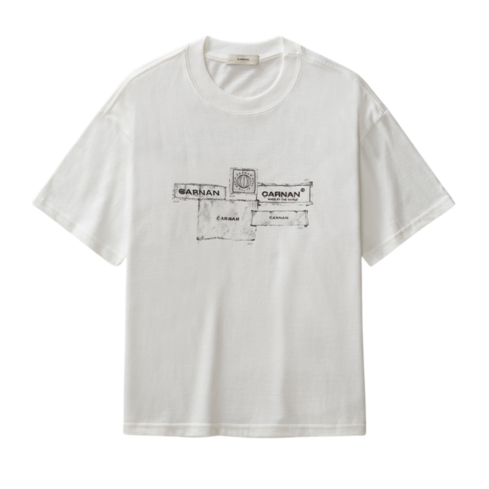 Camiseta Carnan Labels Boxy Branca