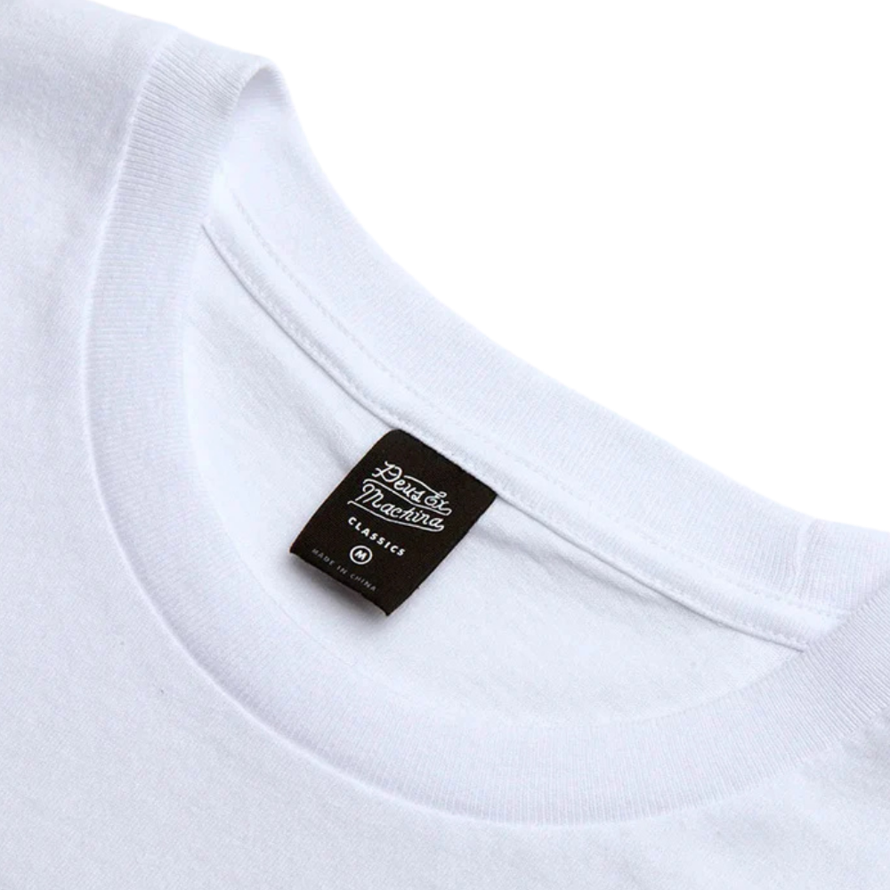 Camiseta Deus Ex Machina Shield Standart Branca