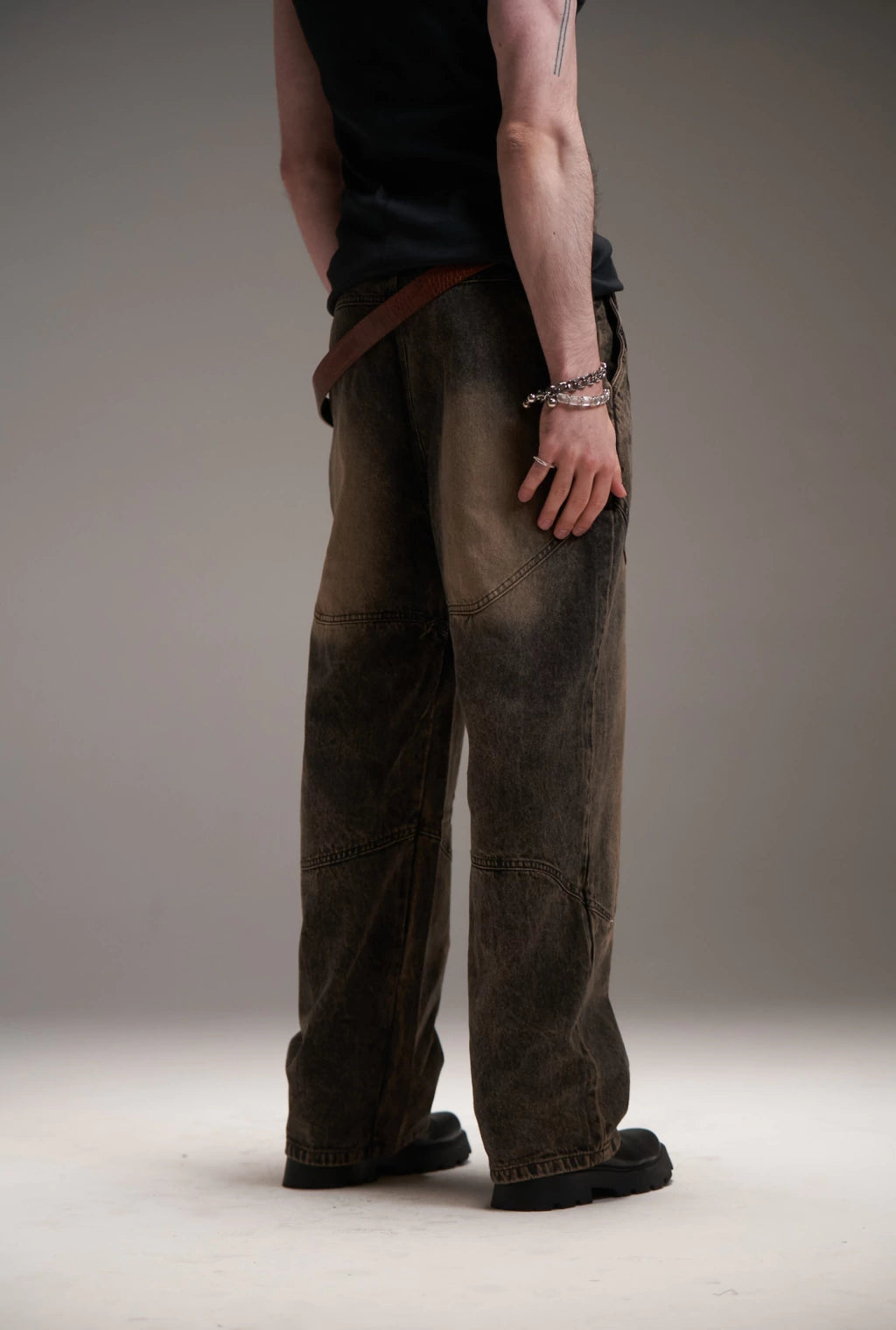 Calça Baggy Sopro Aporo Bruto Terra