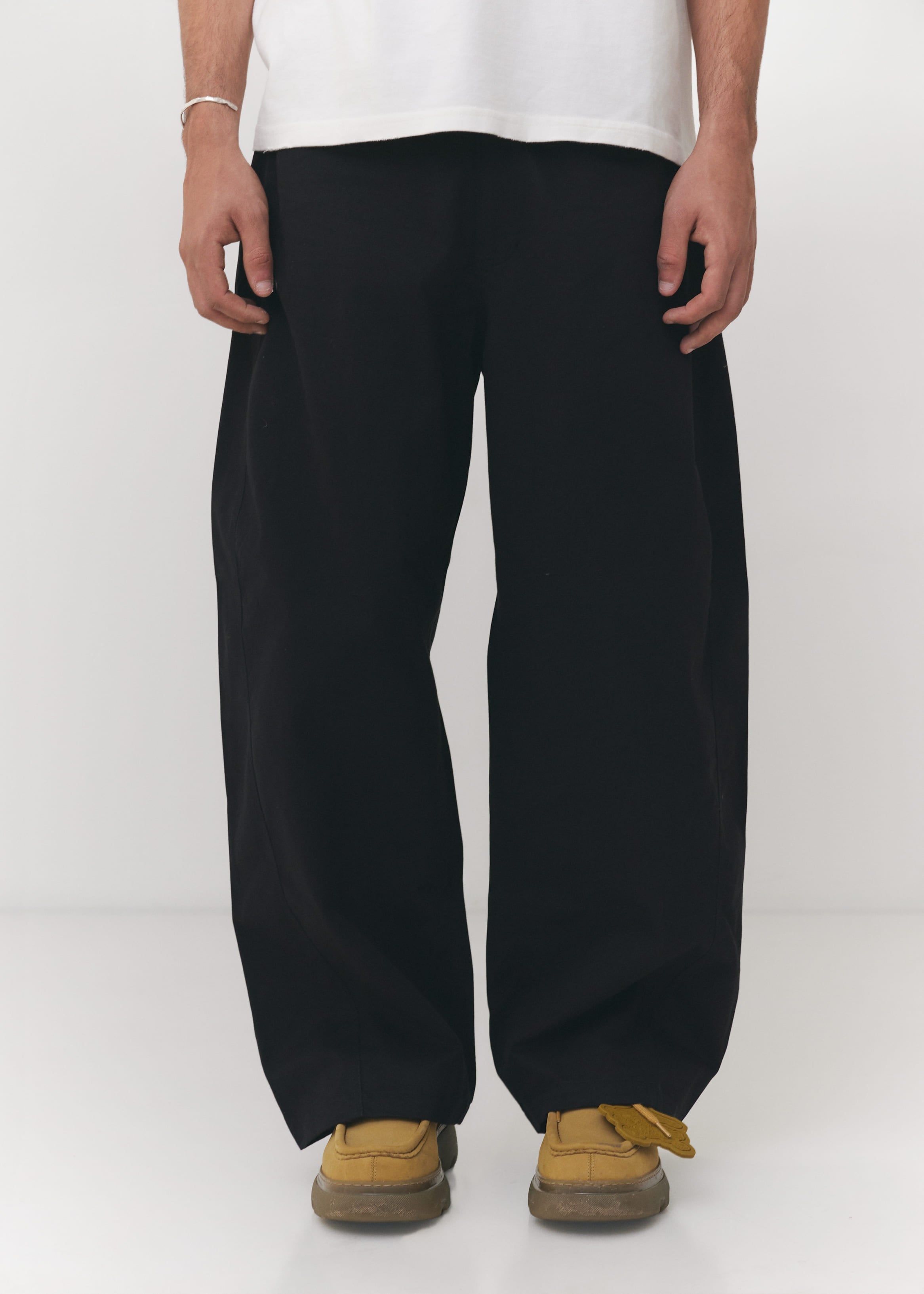 Calça Barrel Garré Preta