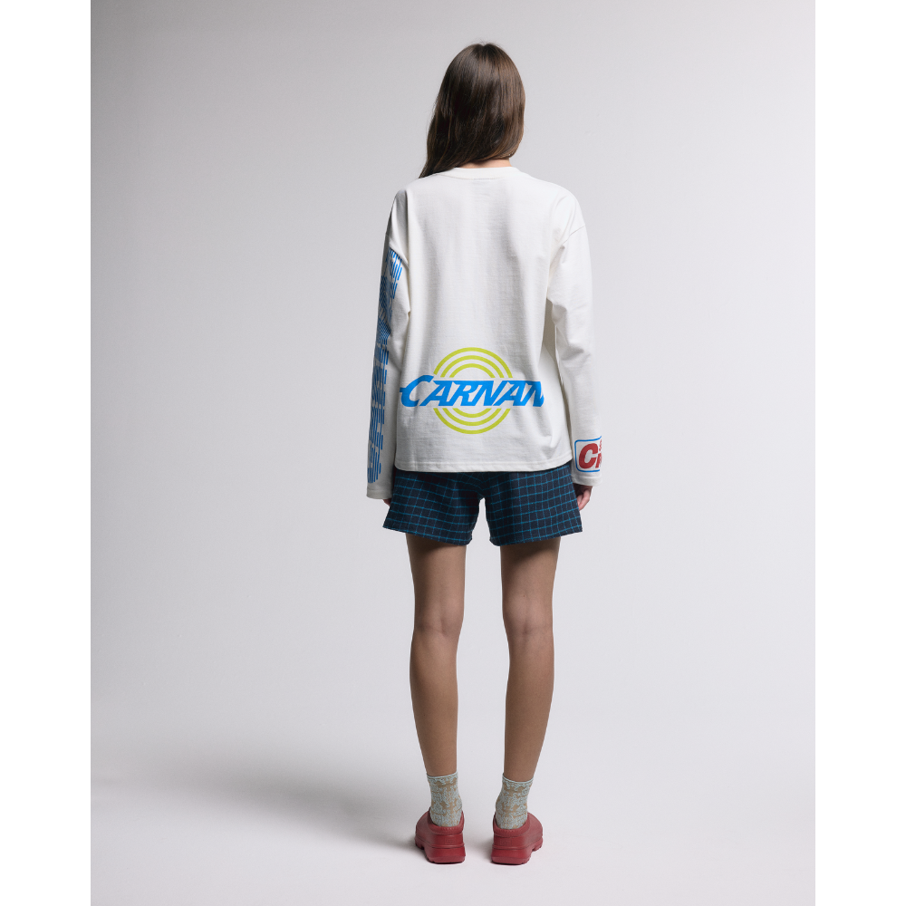 Camiseta Boxy Manga Longa Carnan Logos