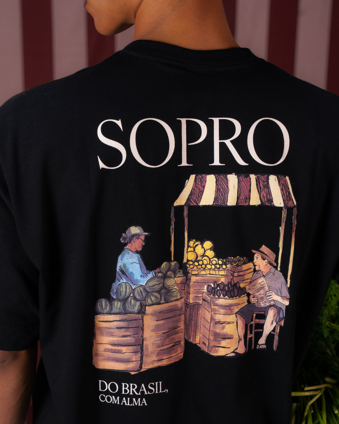 Camiseta Sopro Feria Libre Oversized Preta