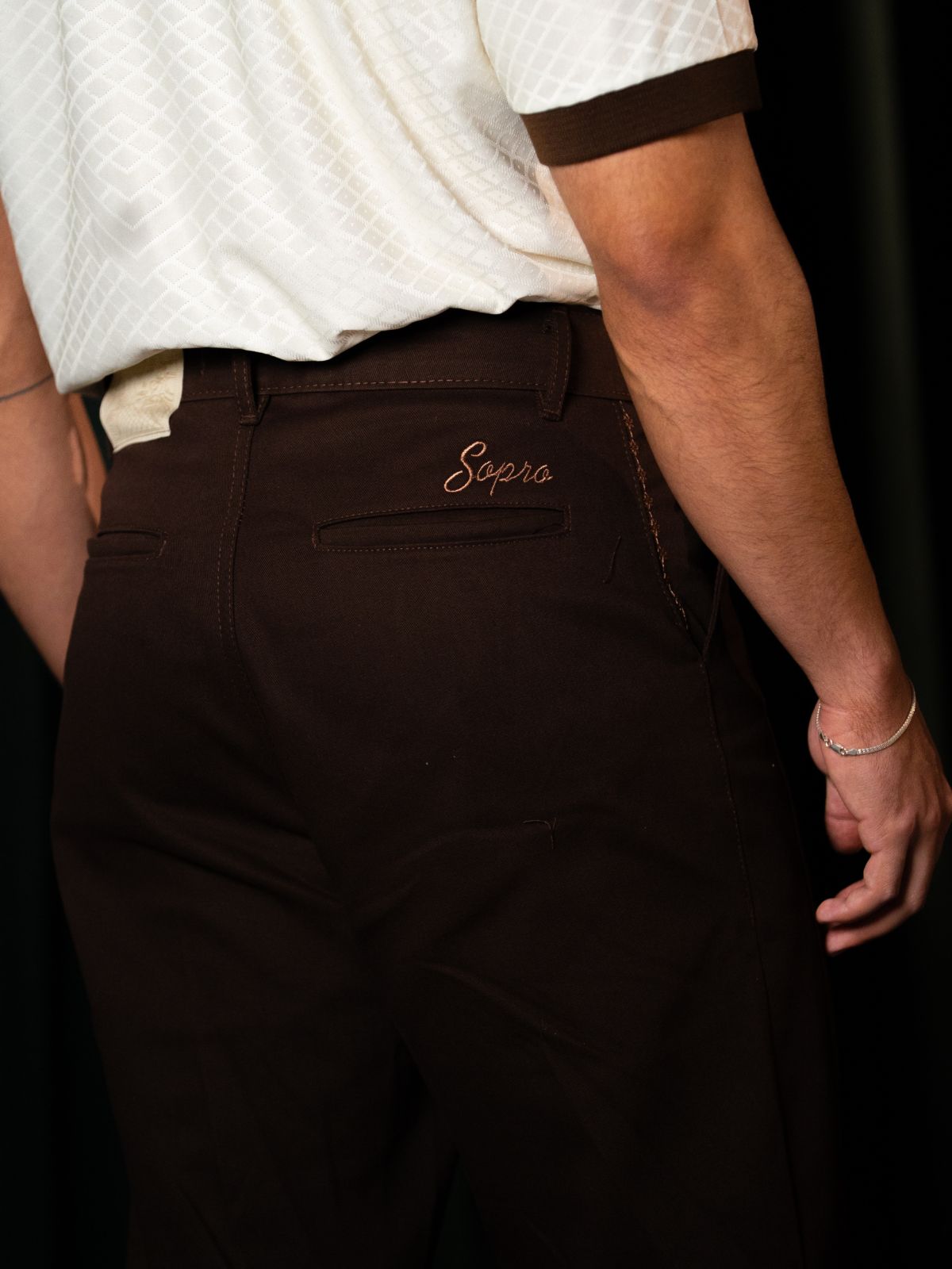 Calça Flare Sarja Sopro Aconchego