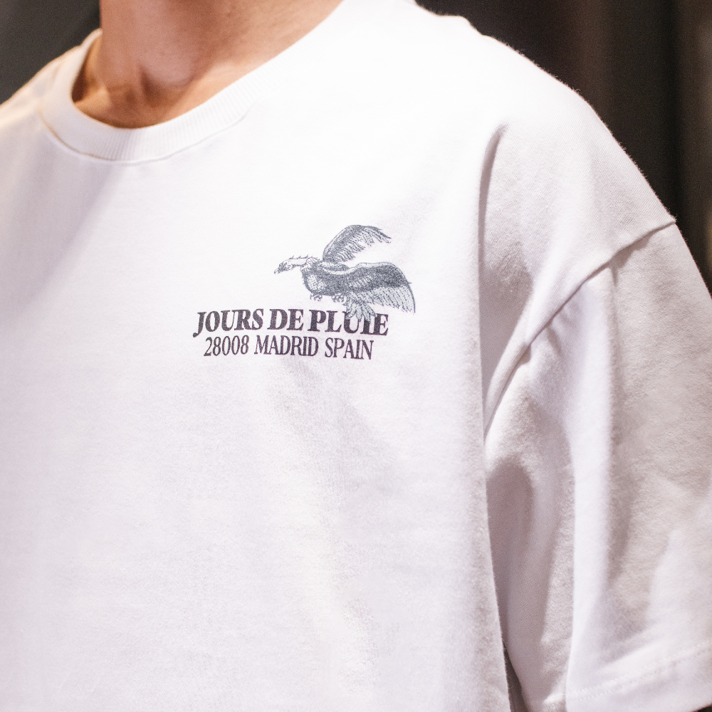 Camiseta Oversized Jours de Pluie Calle Del Aguila Branca