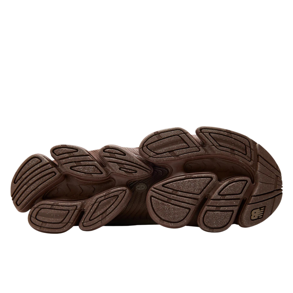Tênis New Balance 2000l Abzorb Marrom