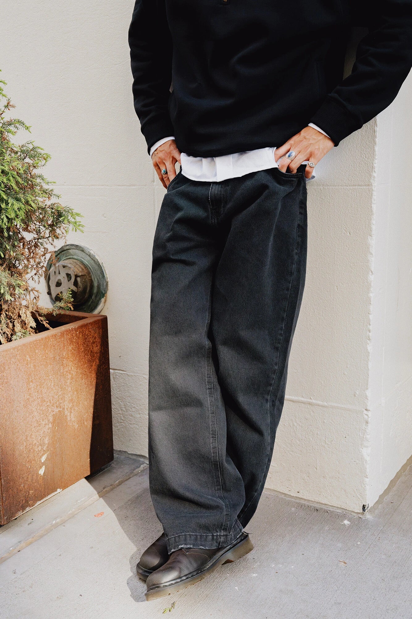 Calça Jeans Birden Wide Stonewashed Preta