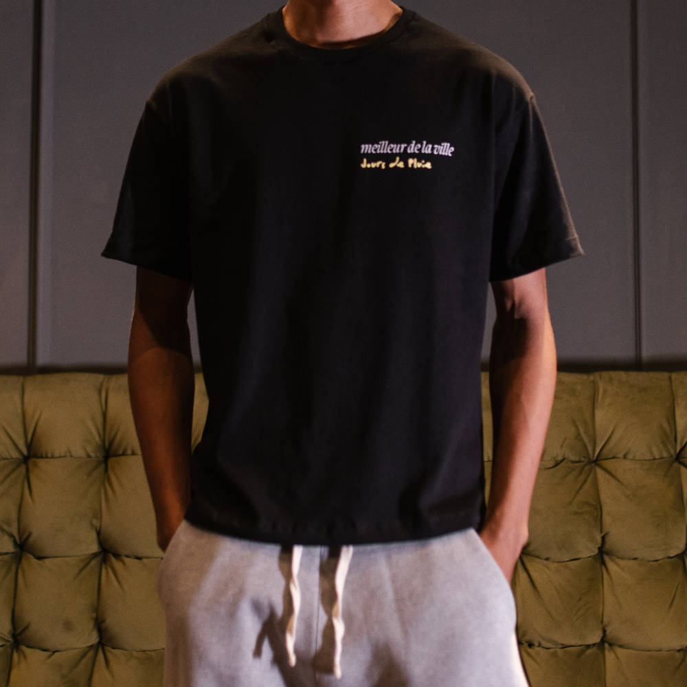 Camiseta Boxy Jours De Pluie Istar Preta