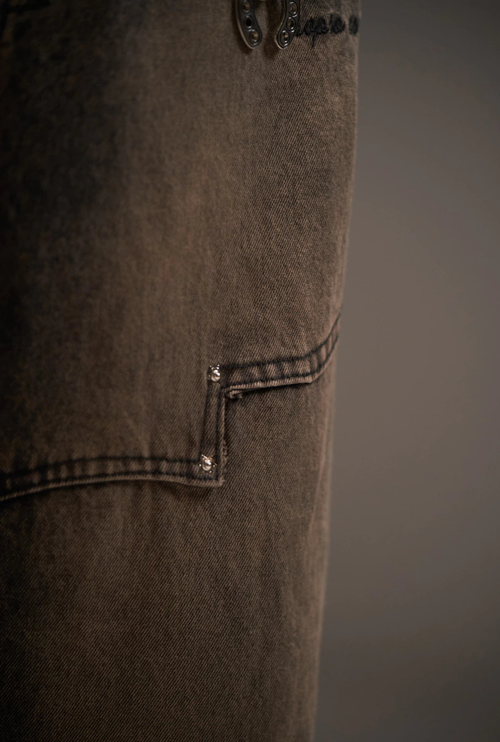 Calça Baggy Sopro Aporo Bruto Terra