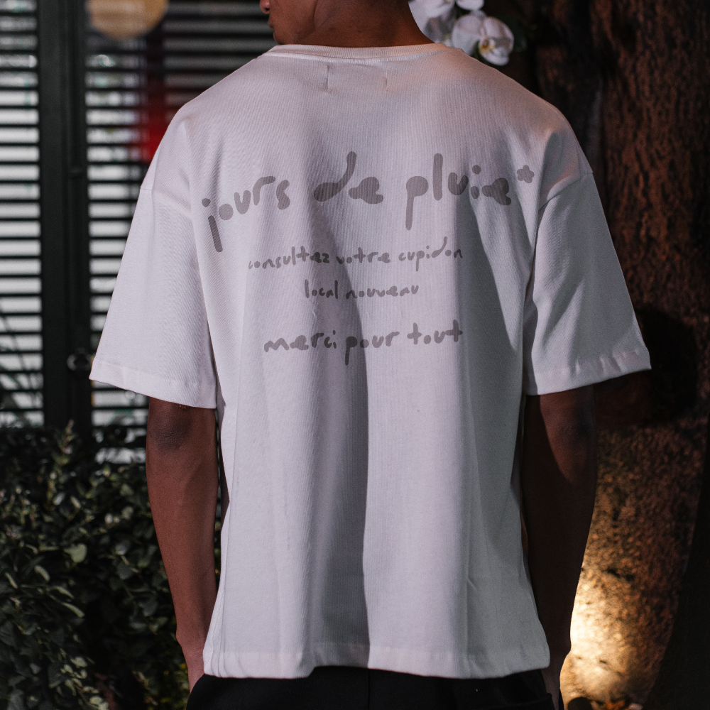 Camiseta Oversized Jours De Pluie Merci Branca