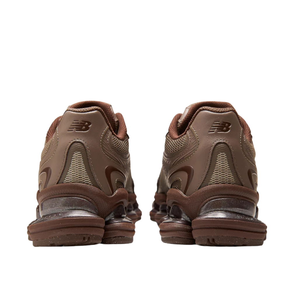 Tênis New Balance 2000l Abzorb Marrom