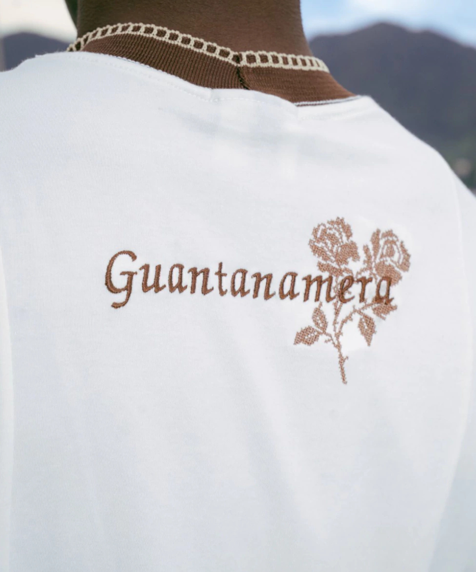 Camiseta Slim Sopro Guantanamera