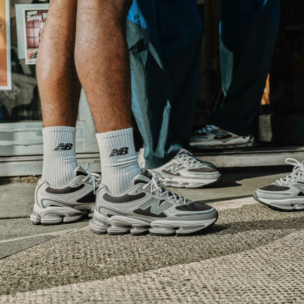 Tênis New Balance 2000 Unissex Cinza Branco
