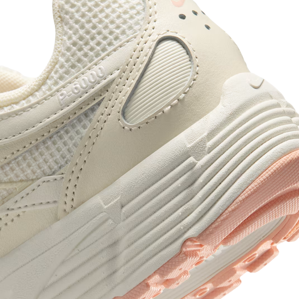 Tênis Nike P-6000 Rosa Claro