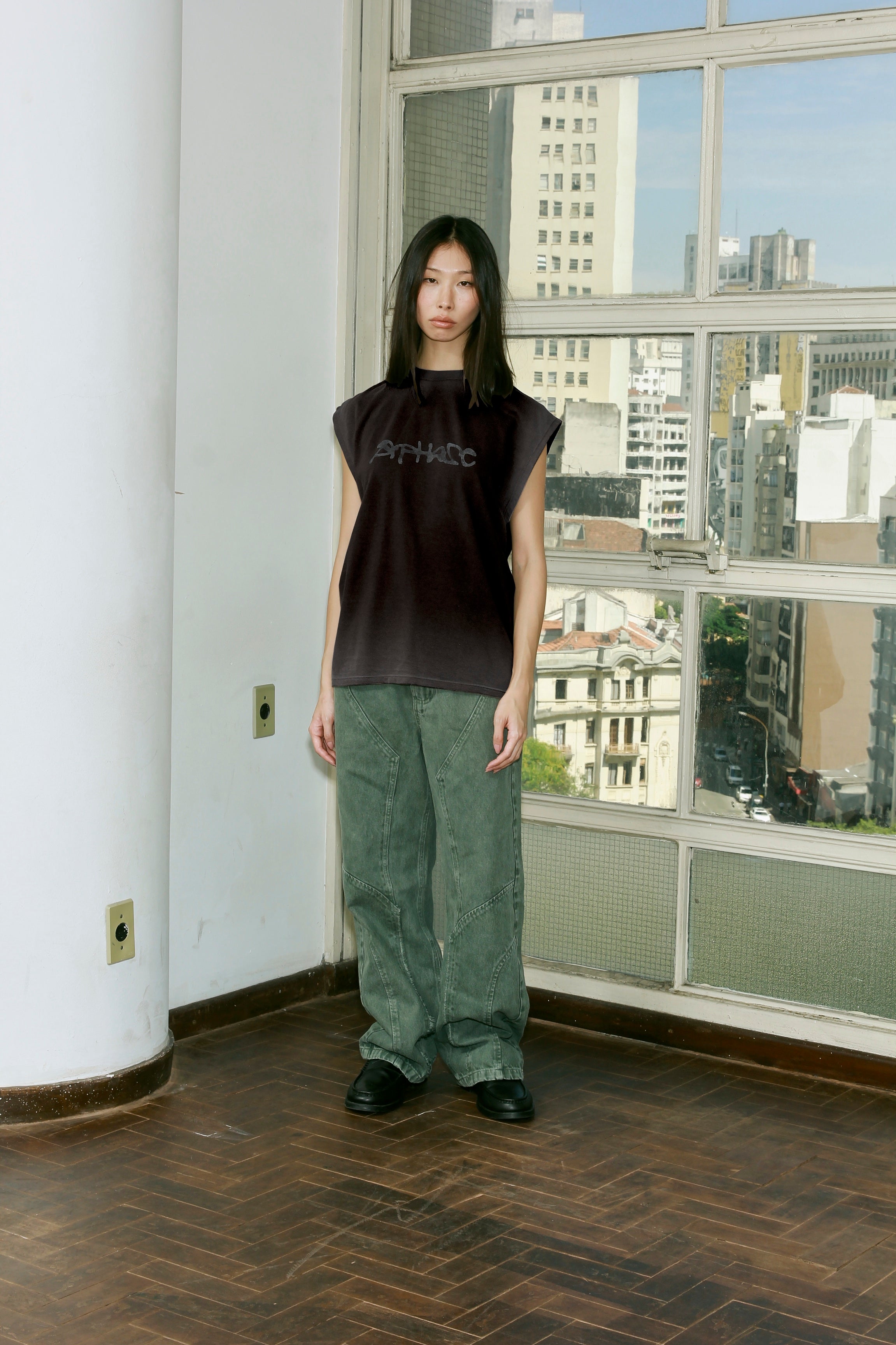 Regata Sketch Tank Top Aphase Preta Estonada