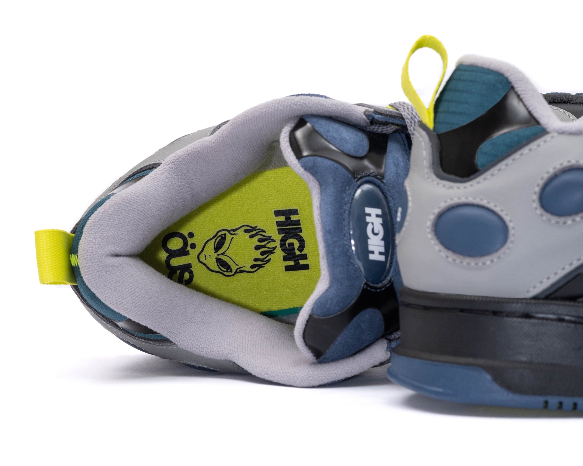 Tênis Ous x High Alien Neptune