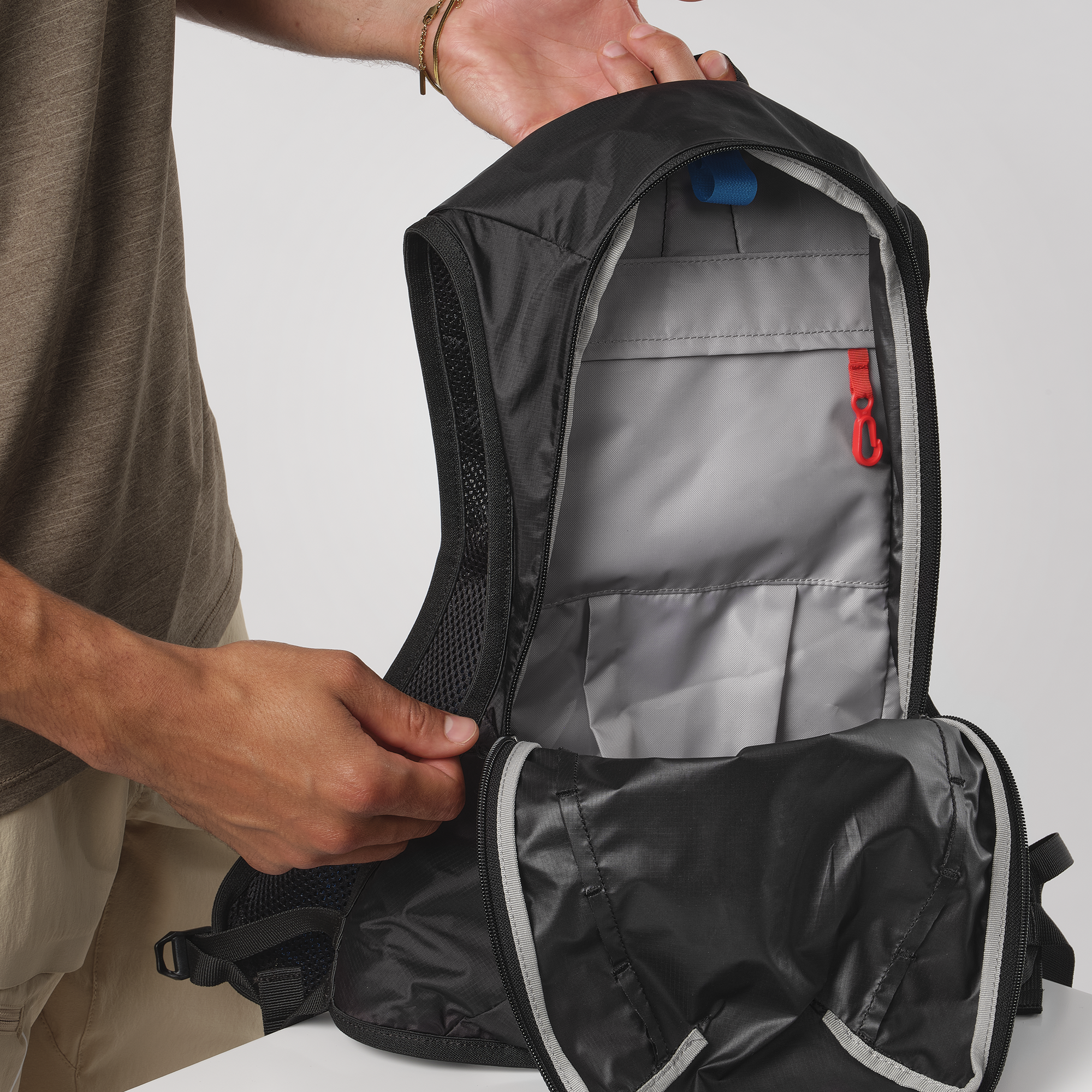 Mochila Salomon Cross 8 PT