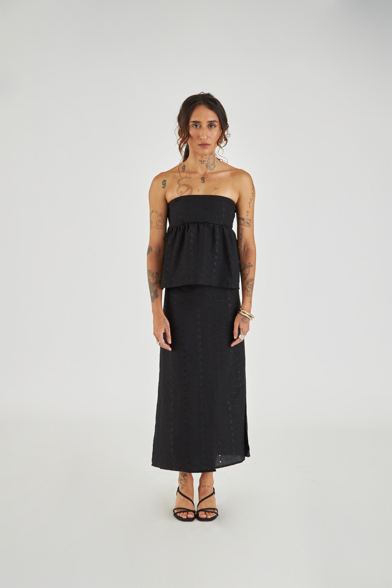 Saia Tansu Pareo Lillies Preto