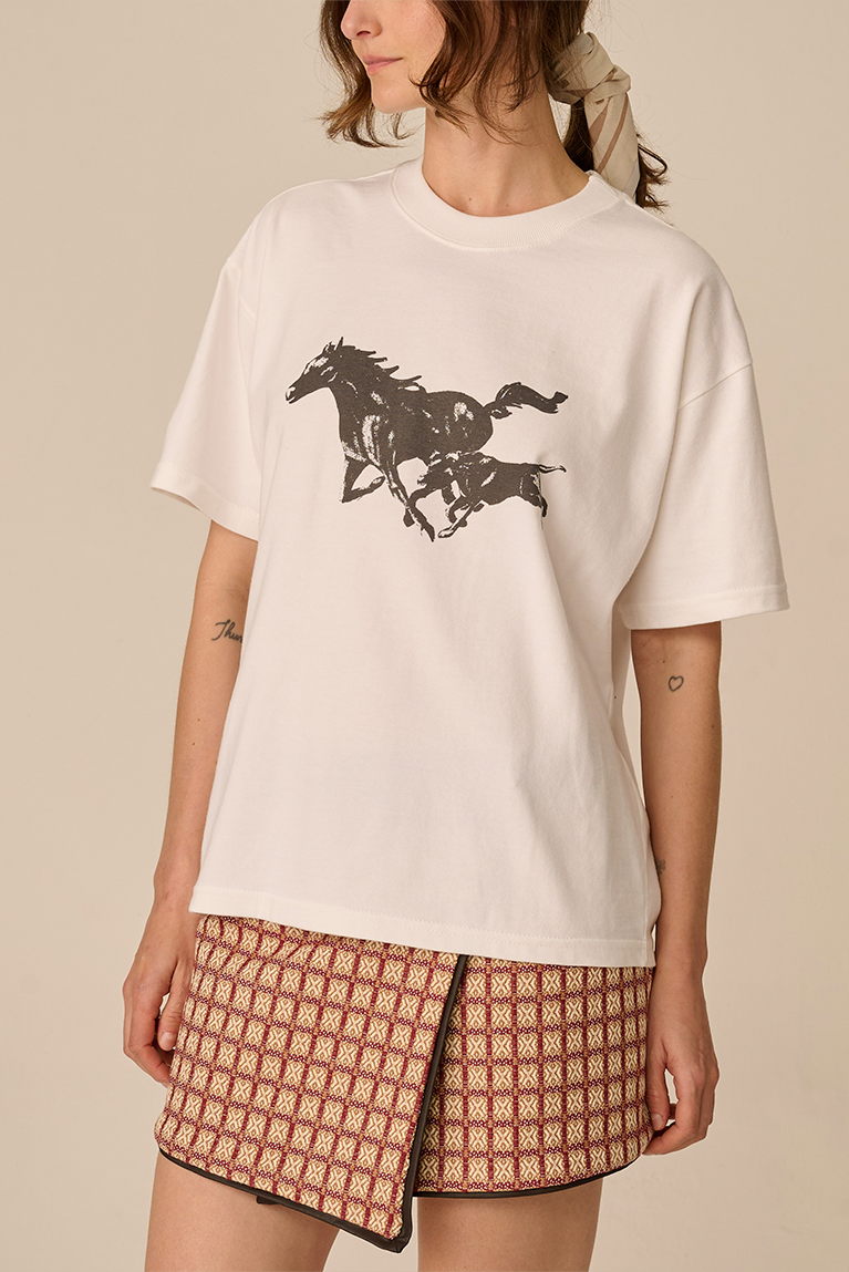 Camiseta Boxy Carnan Companions Off White