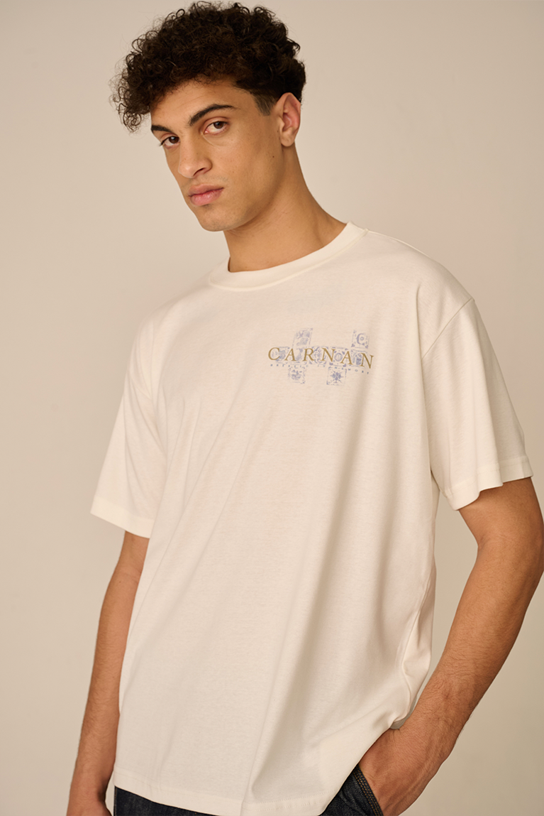 Camiseta Carnan Family Kitchen Off White