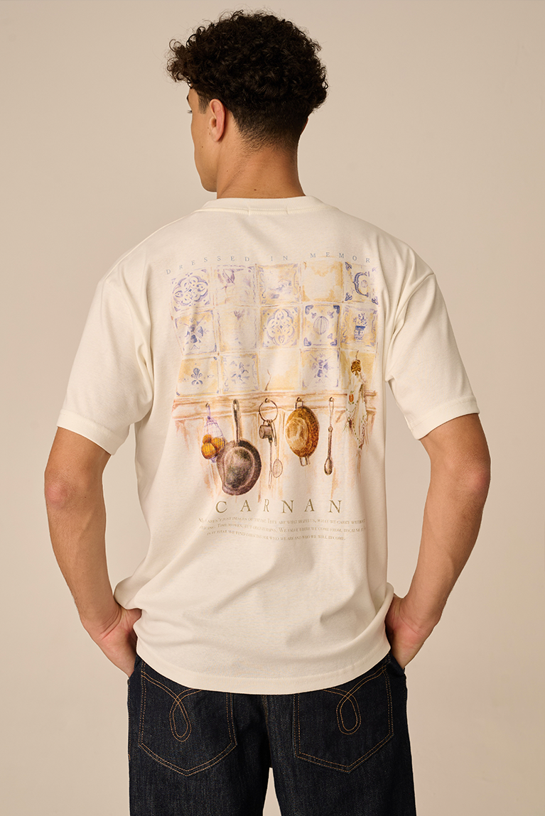 Camiseta Carnan Family Kitchen Off White