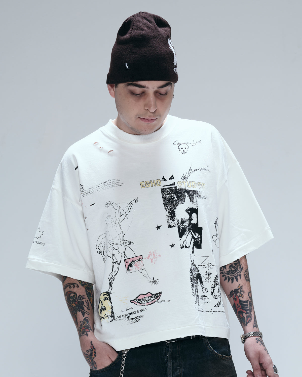 Camiseta Overboxy Egho Zine Off White