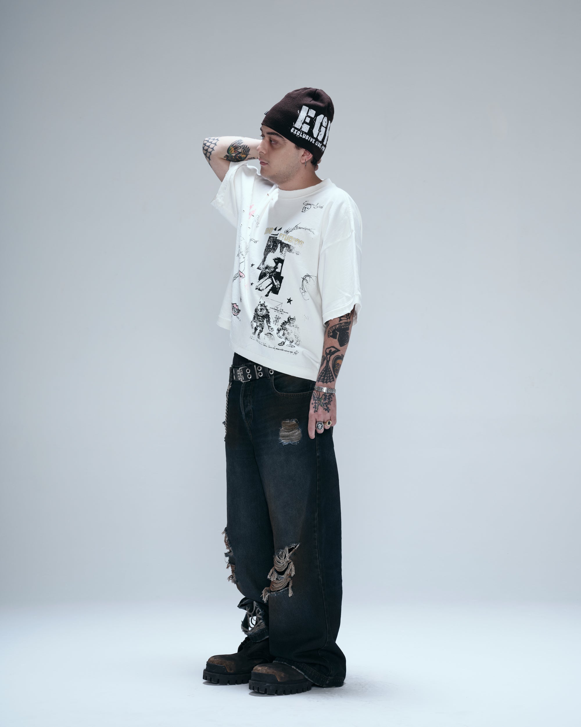 Camiseta Overboxy Egho Zine Off White