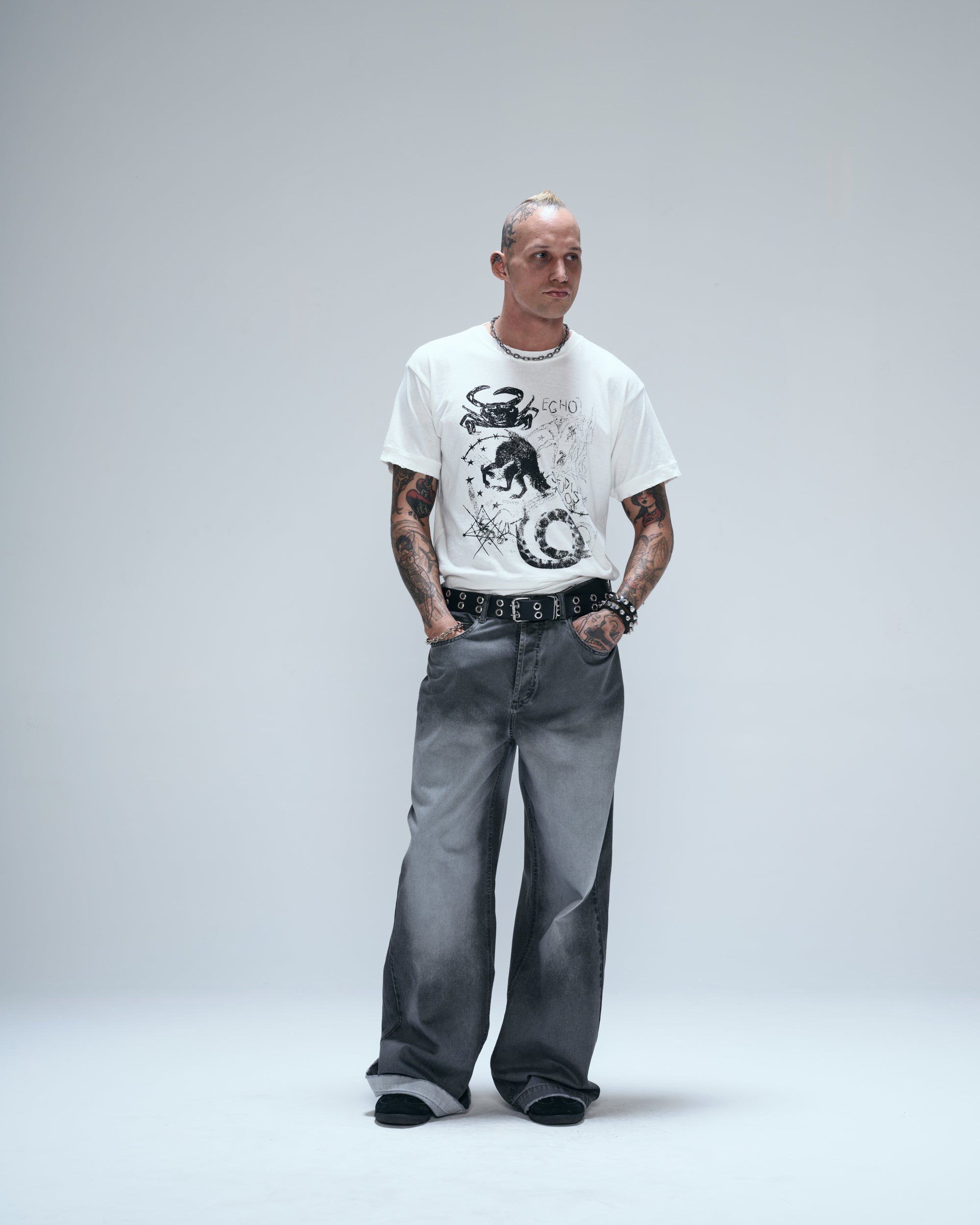 Camiseta Regular Egho Gnosis Off White