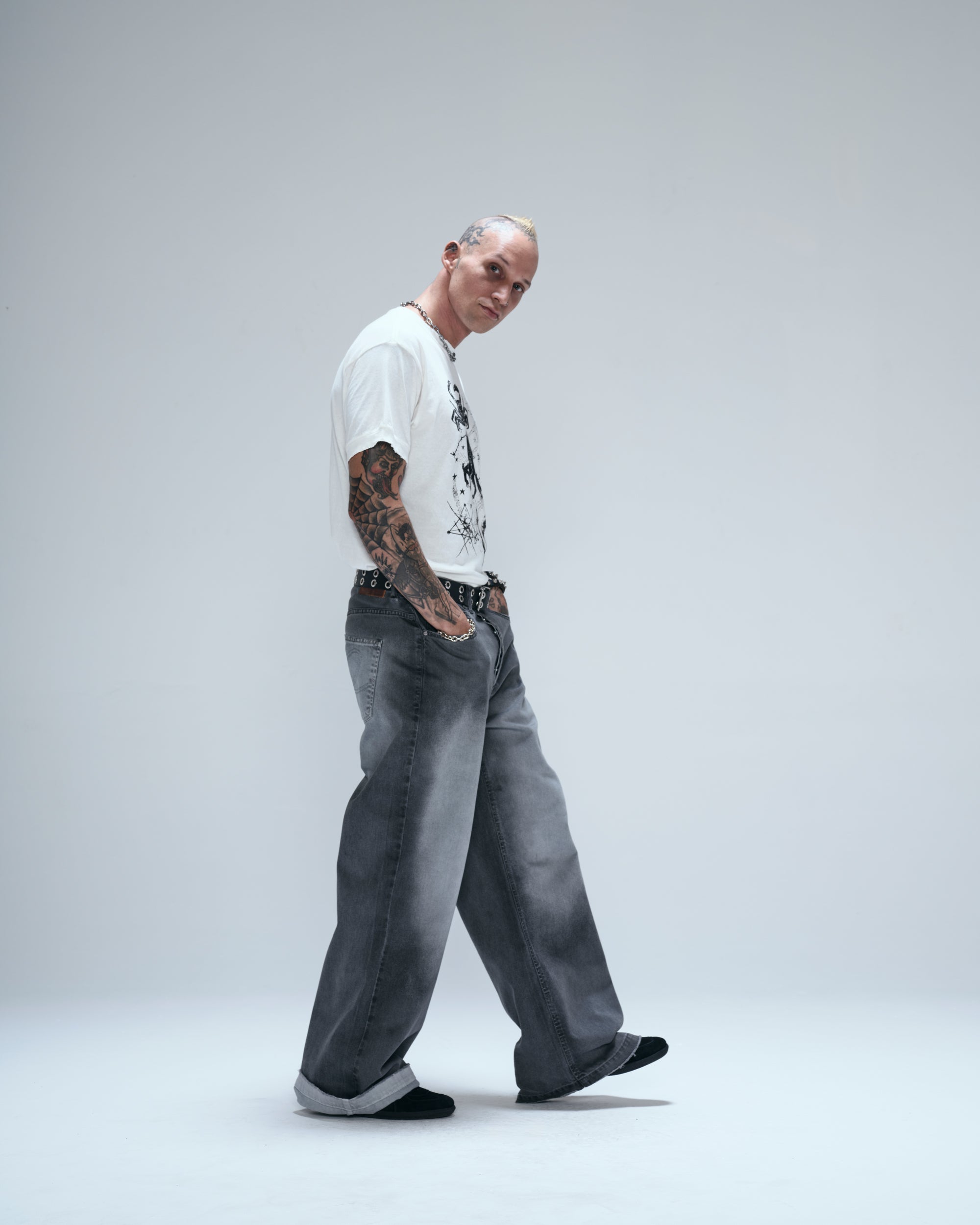 Camiseta Regular Egho Gnosis Off White