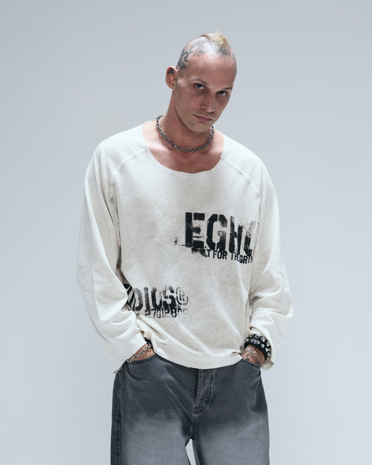 Camiseta Manga Longa Egho Stencil Branca