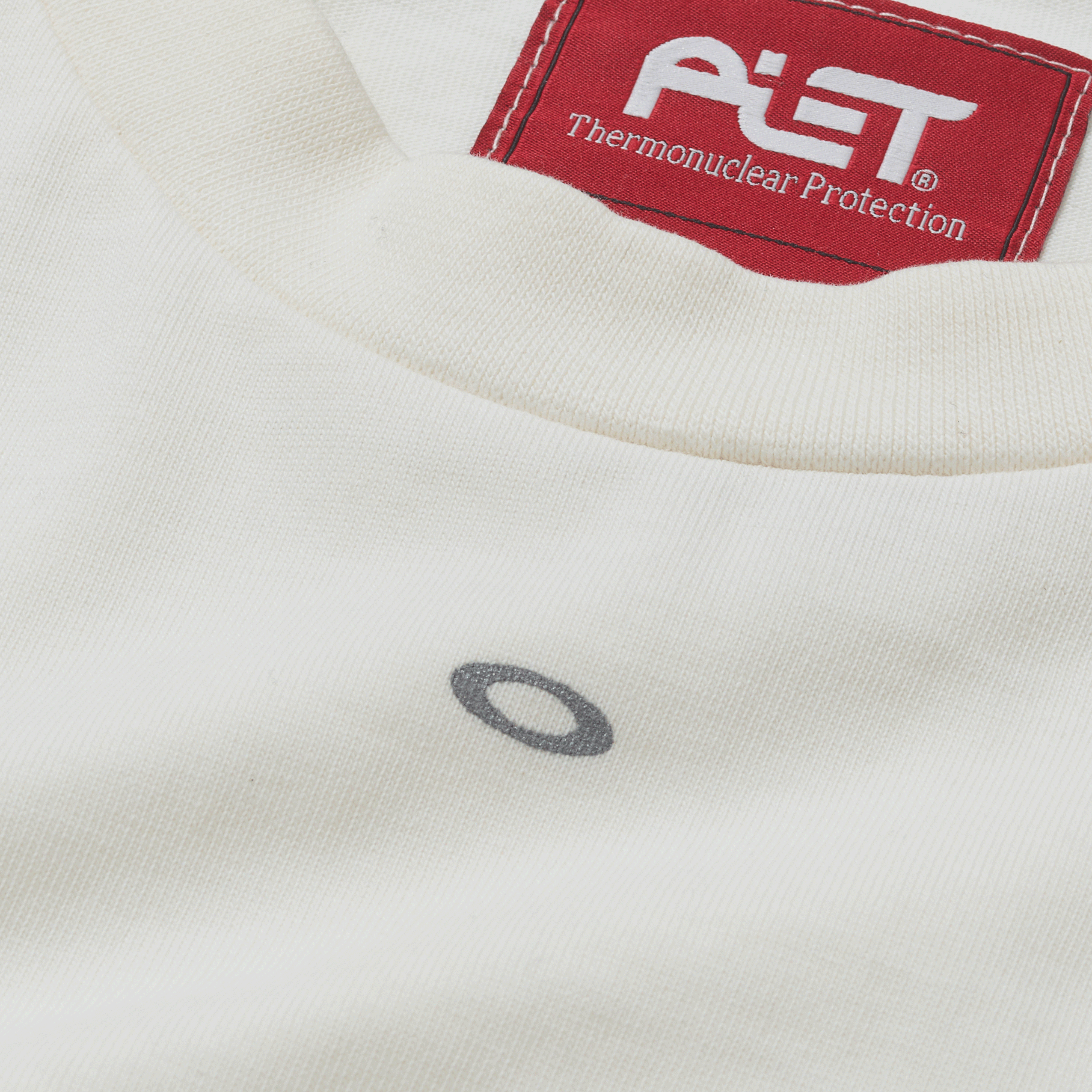 Camiseta Piet X Oakley Foil Nano Logo Branca