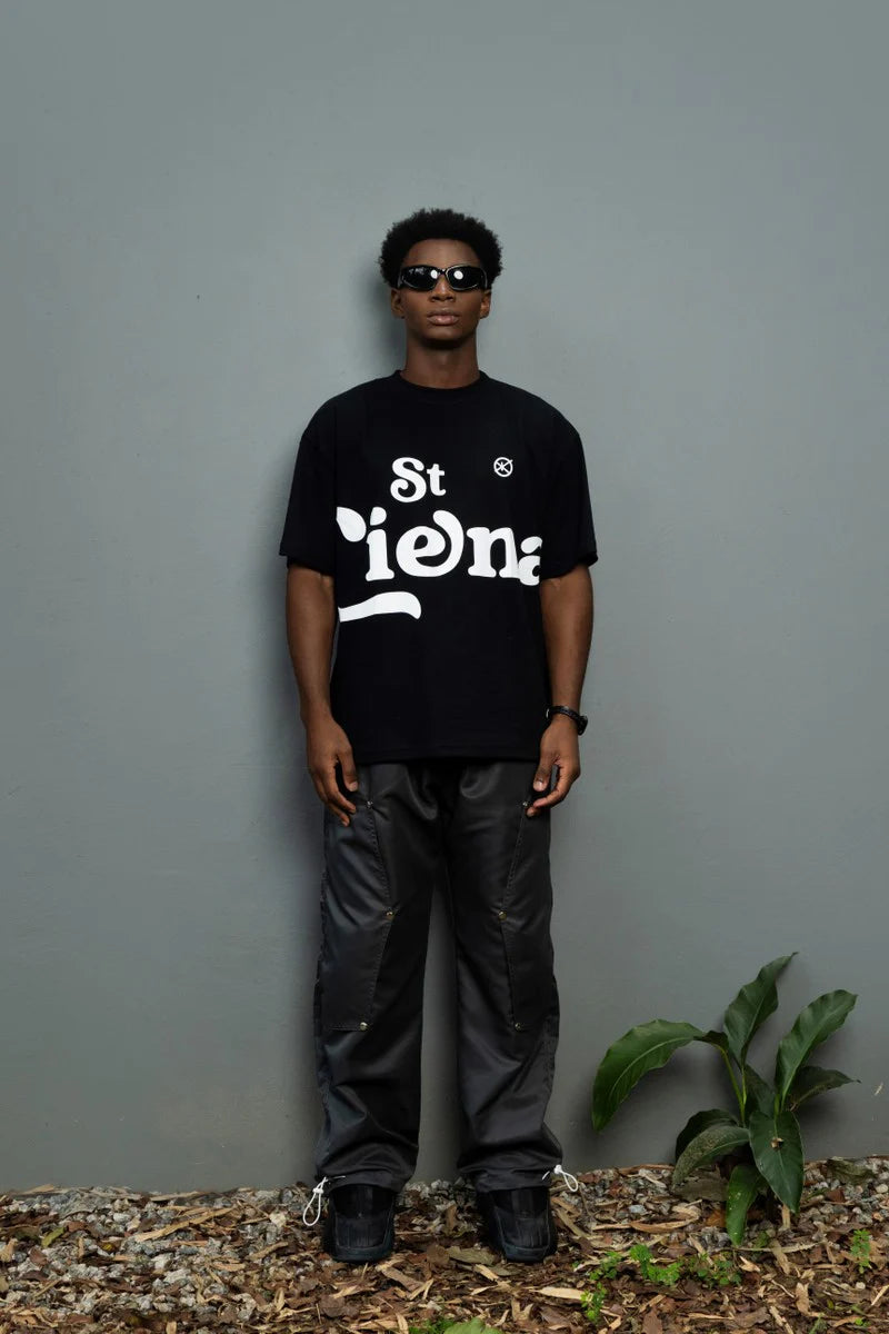 Camiseta Ciena Gigantic Logo Preta