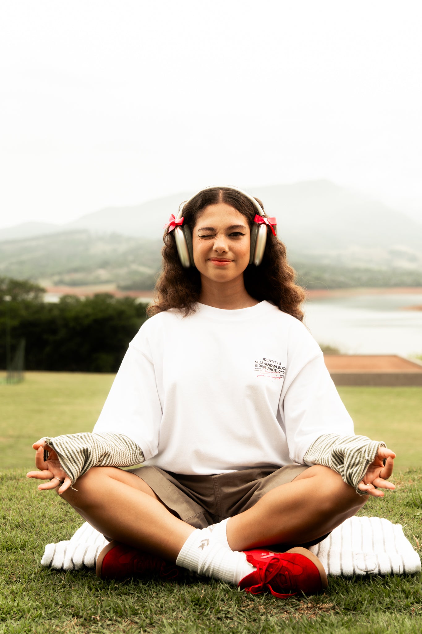 Camiseta IDK Shaped To Win Branca