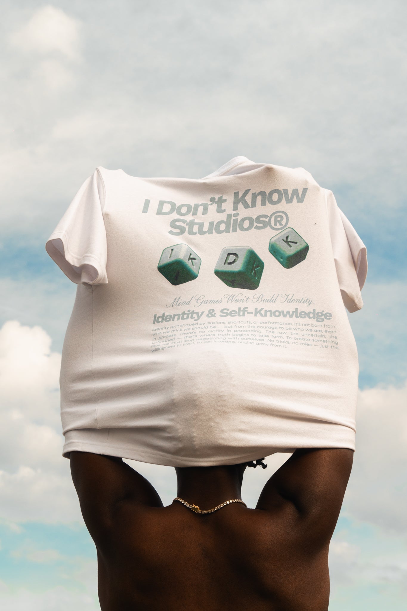 Camiseta IDK Mind Games