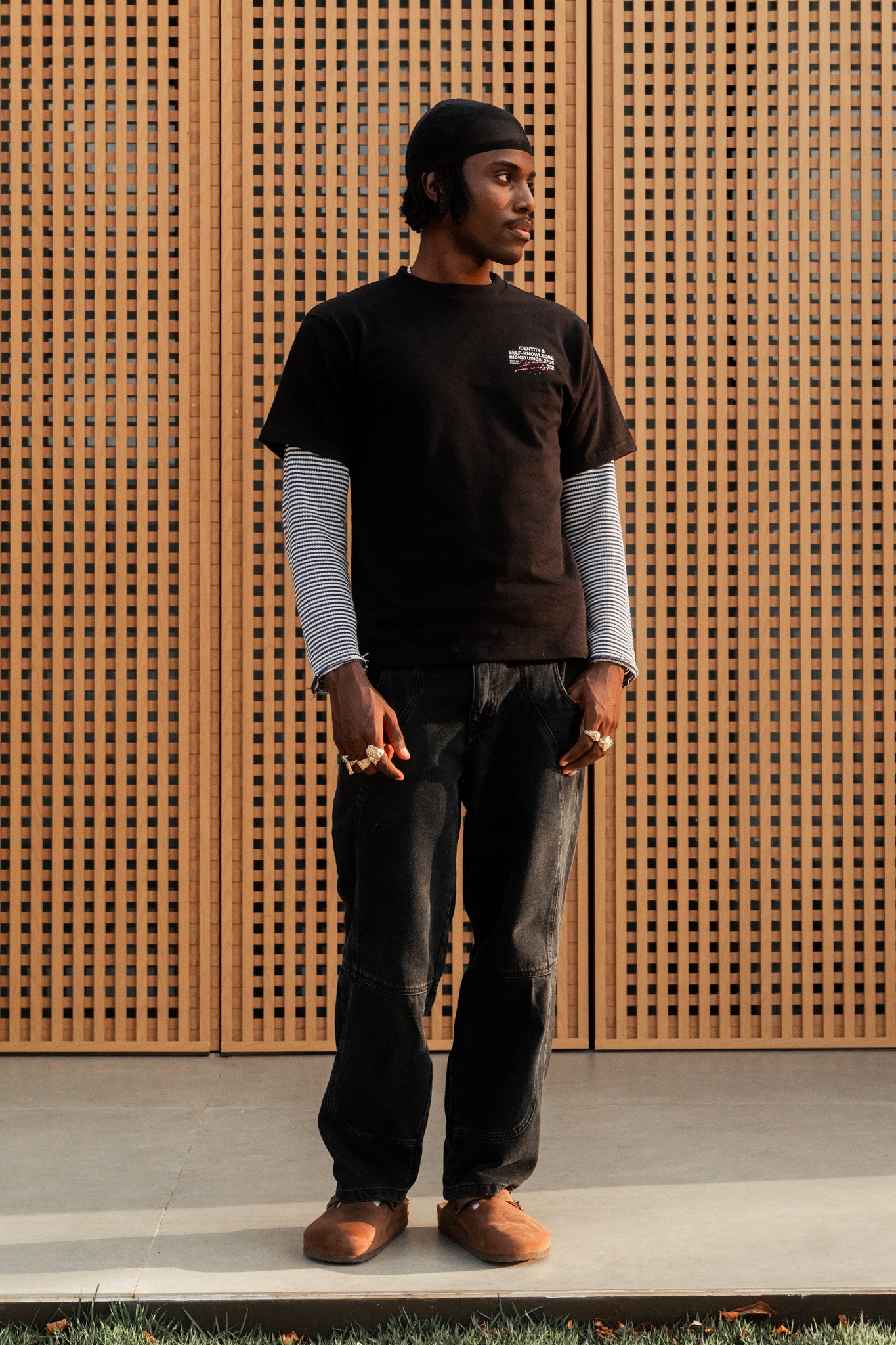 Camiseta IDK Shaped To Win Preta