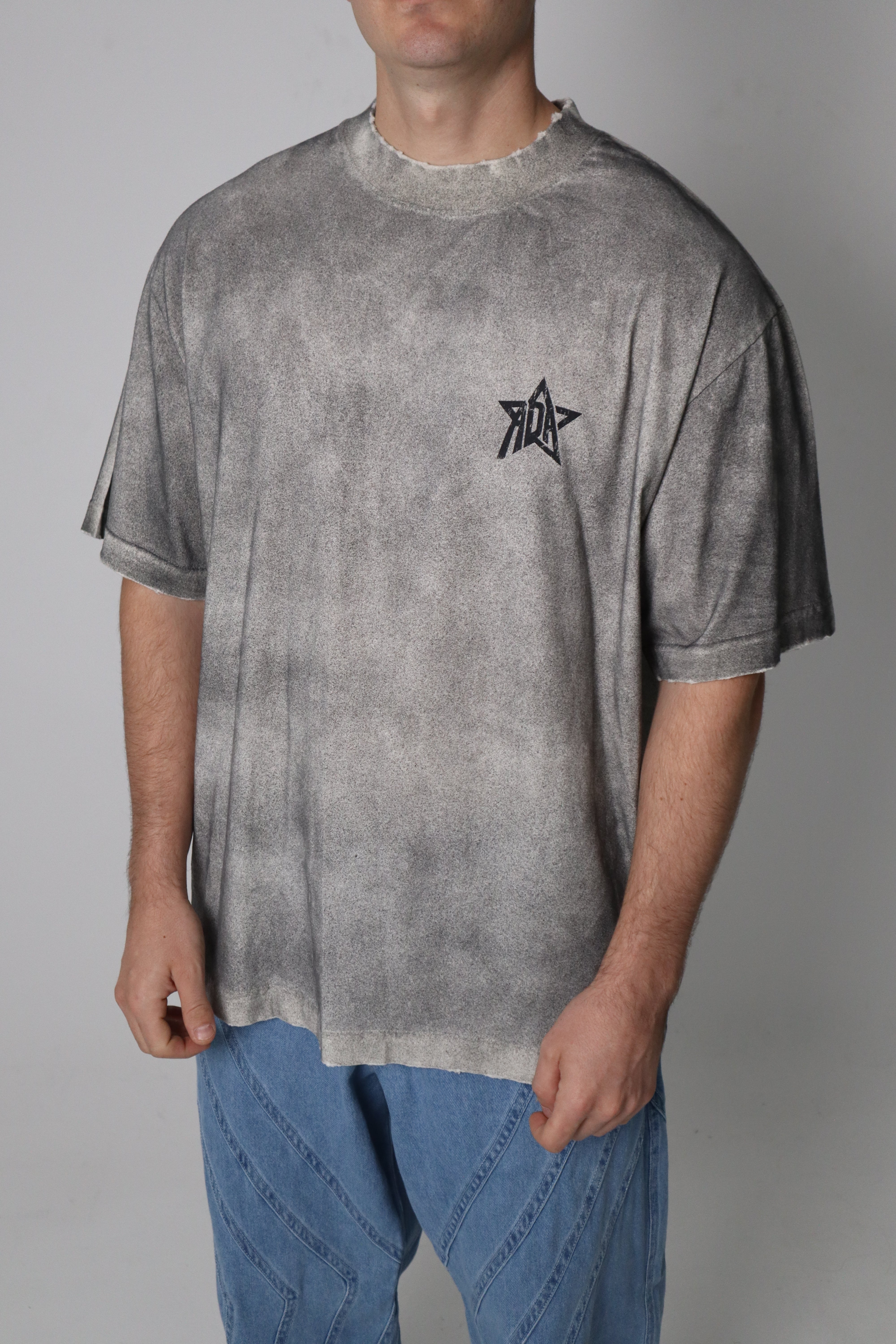 Camiseta Adaz Star Pulveriza Off White