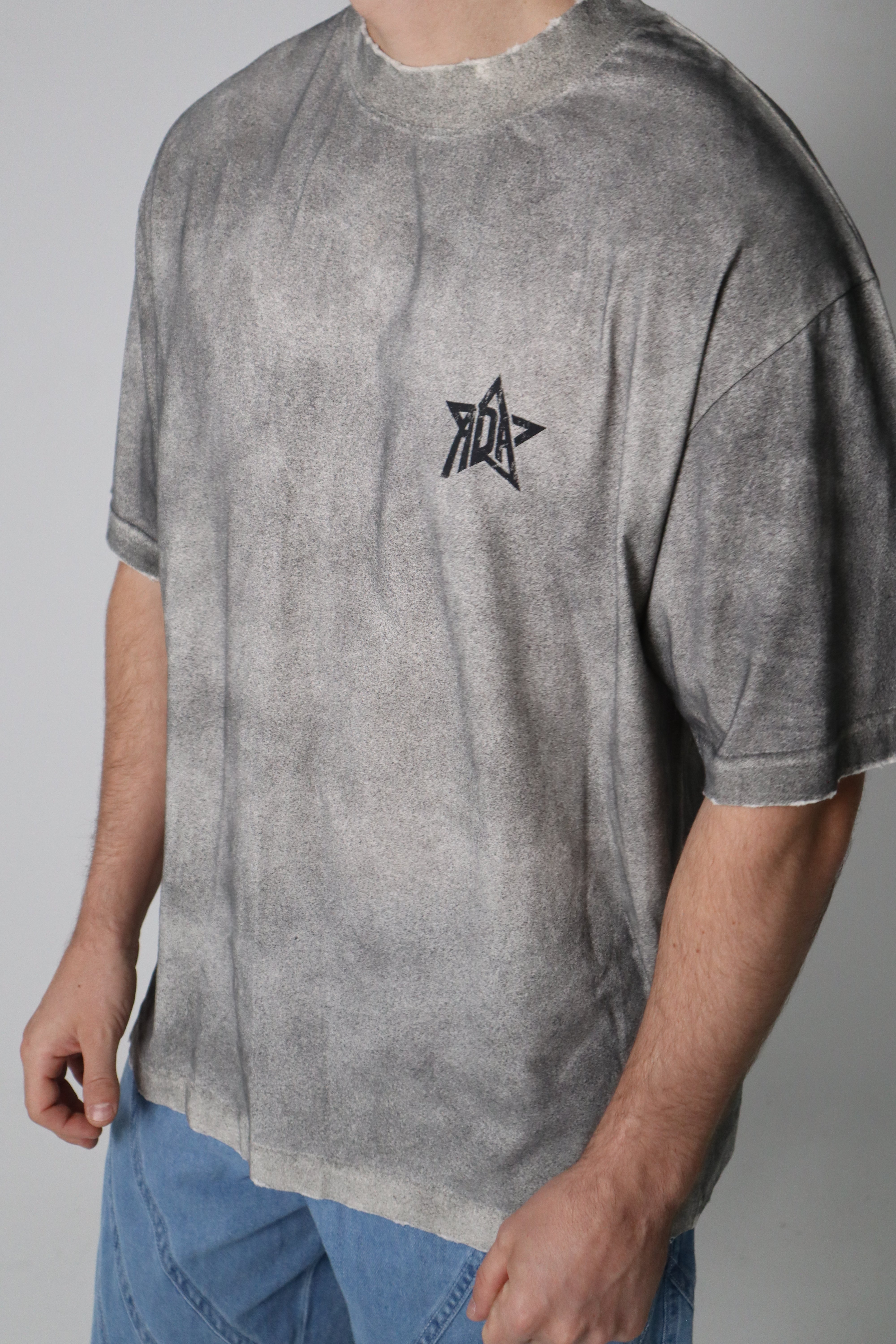 Camiseta Adaz Star Pulveriza Off White