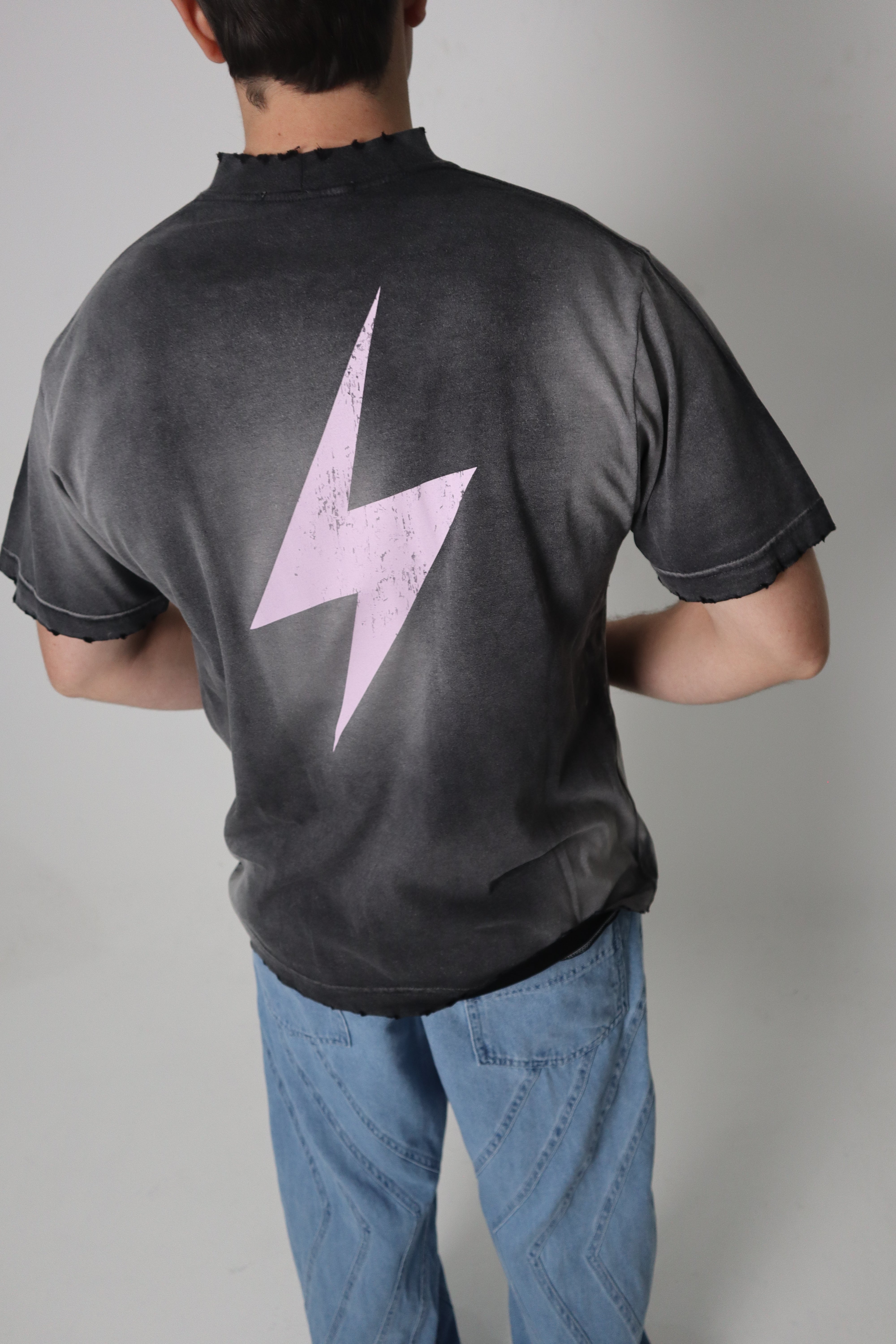 Camiseta Adaz Thunder Cinza
