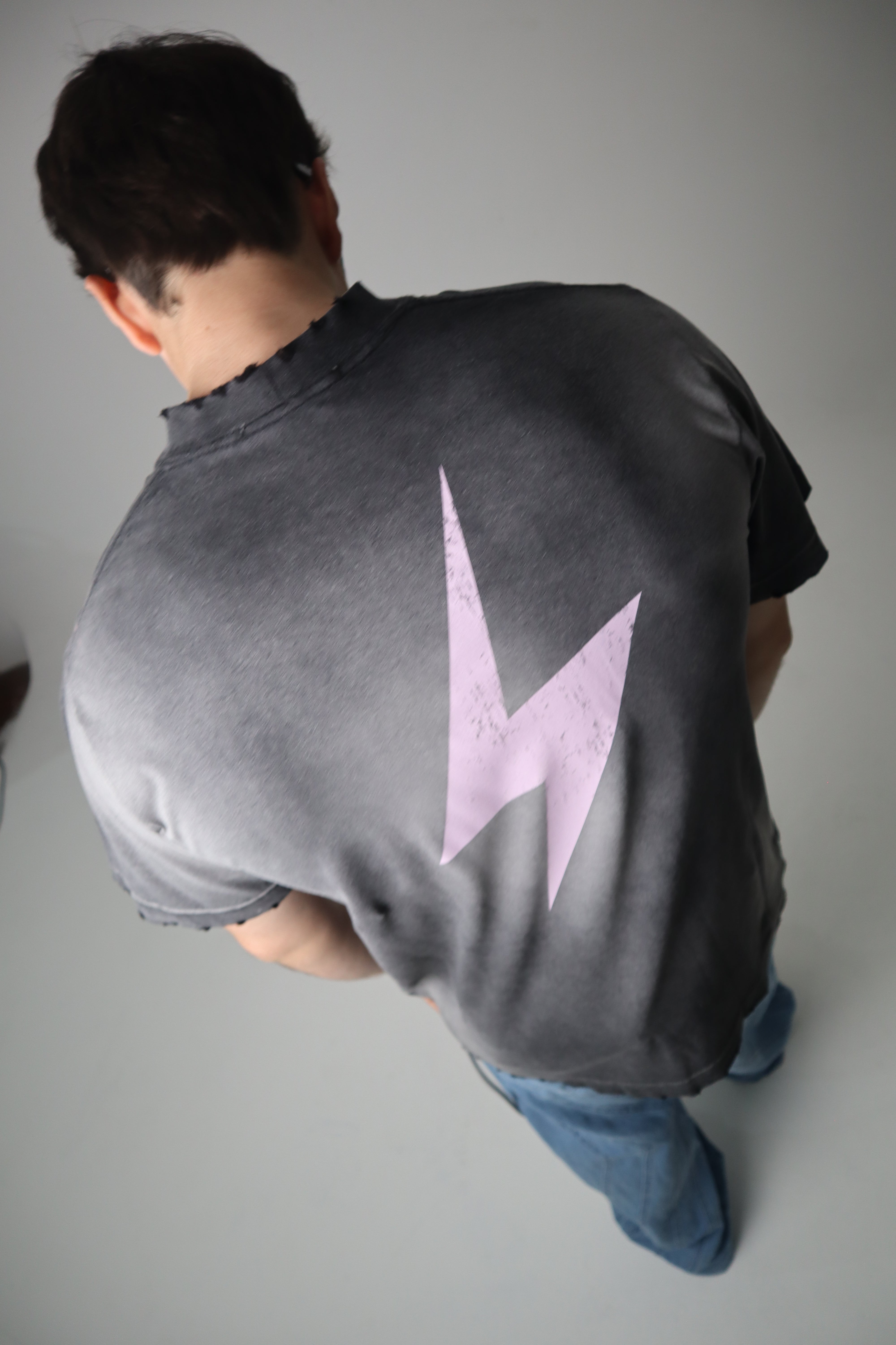 Camiseta Adaz Thunder Cinza