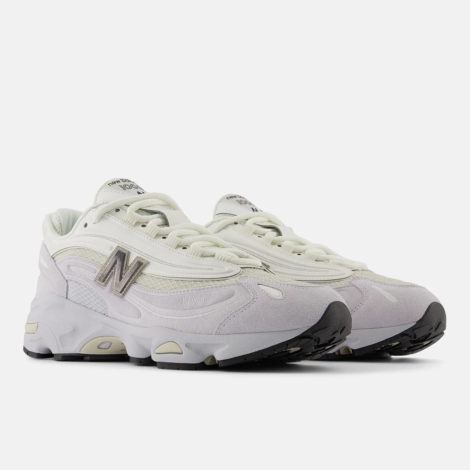 Tênis New Balance 1000 Bege e Preto