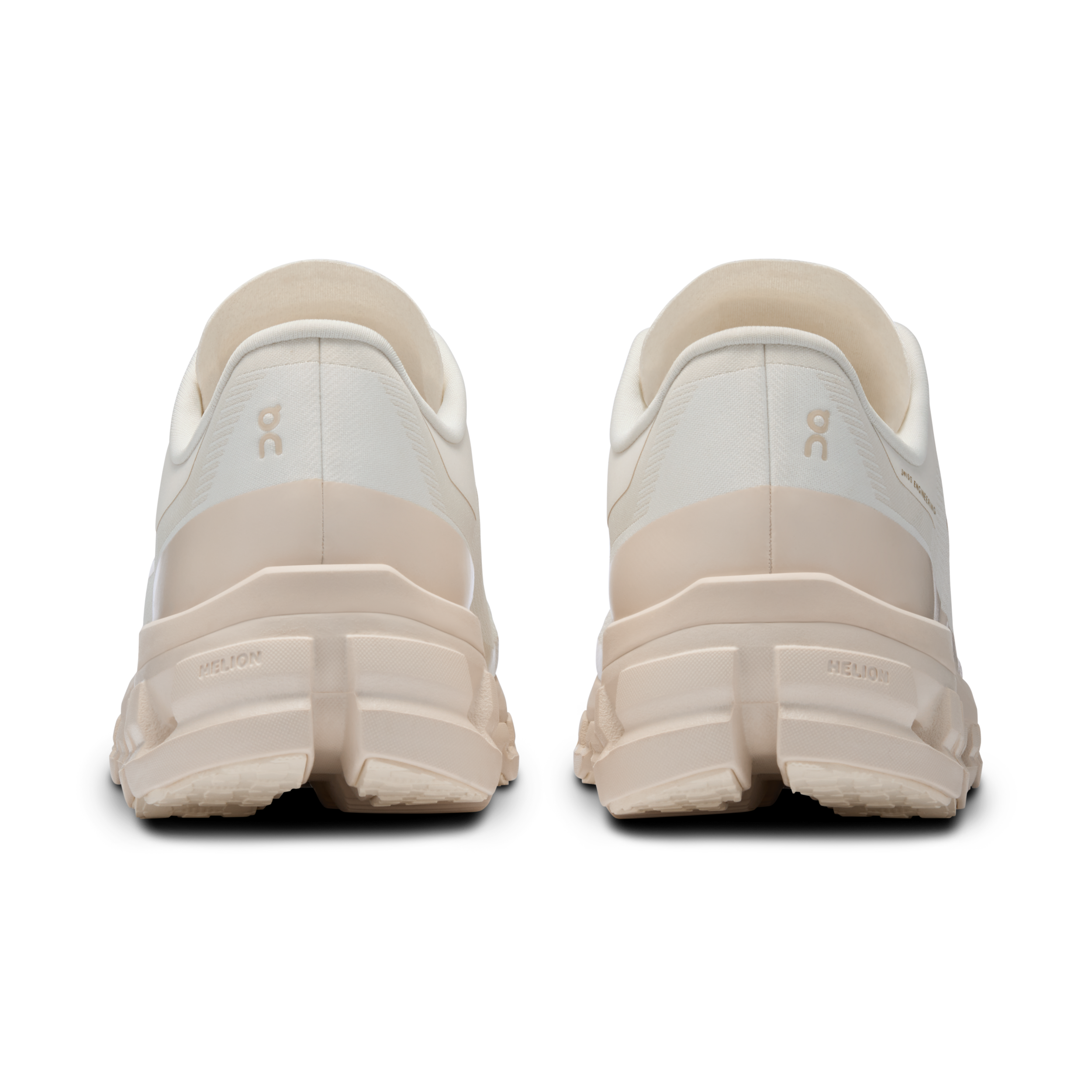 Tênis On Cloudflow 4 IKON Masculino White Moon