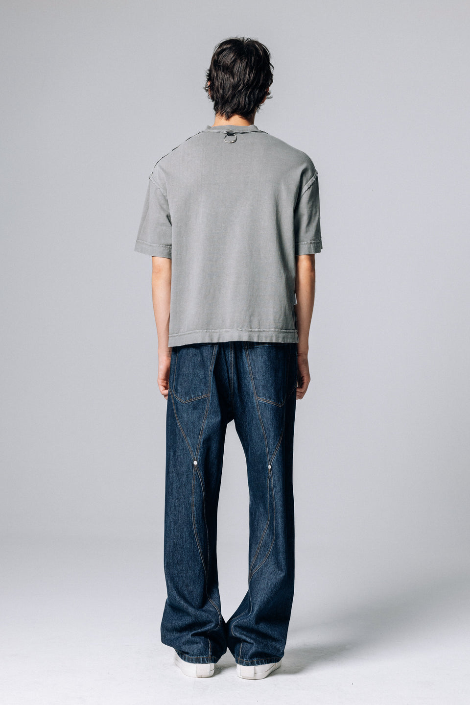 Camiseta Dupla Face Pace Pattern Cinza