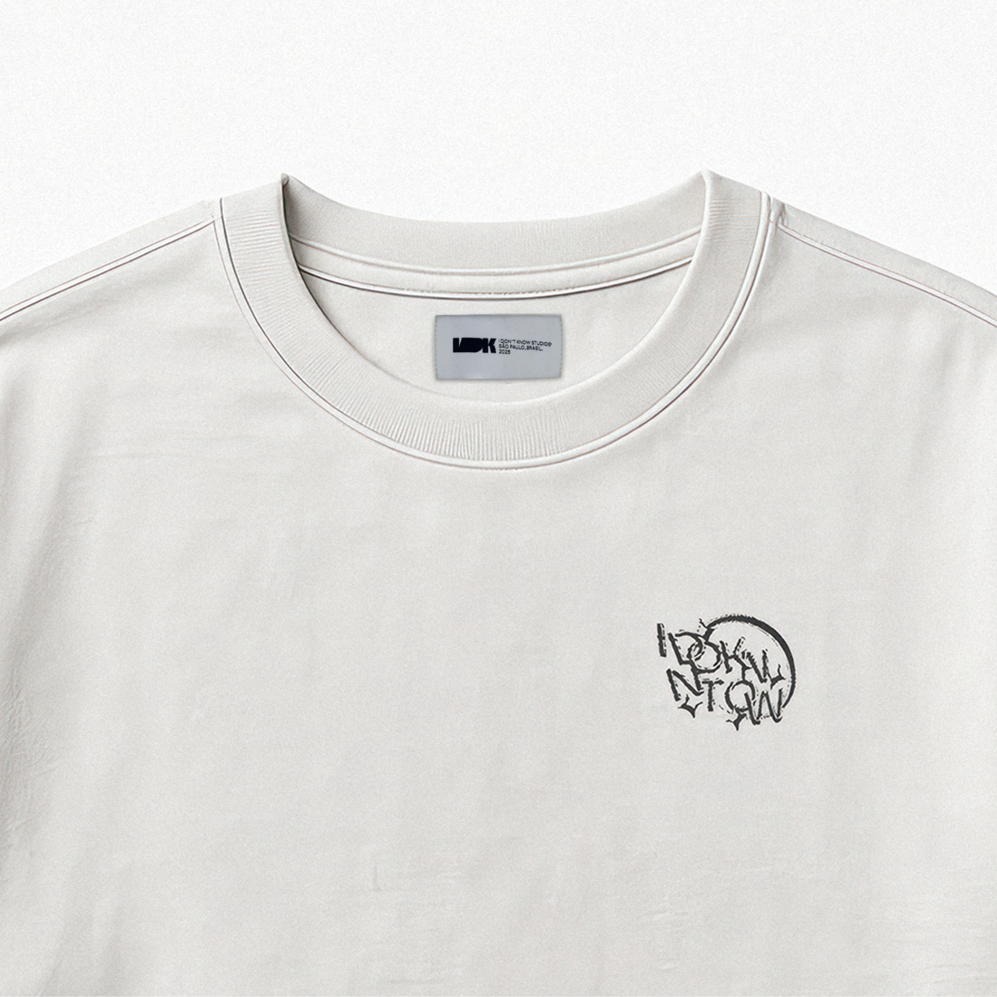 Camiseta IDK Cosmic
