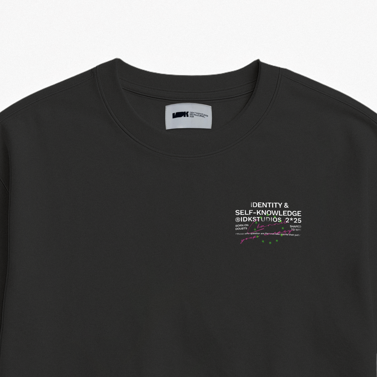 Camiseta IDK Shaped To Win Preta