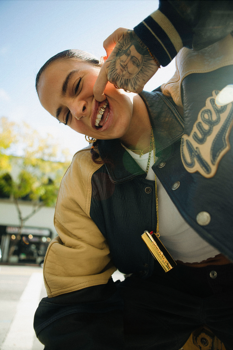 Porta Isqueiro Nowdays "El Fuego" Dourado