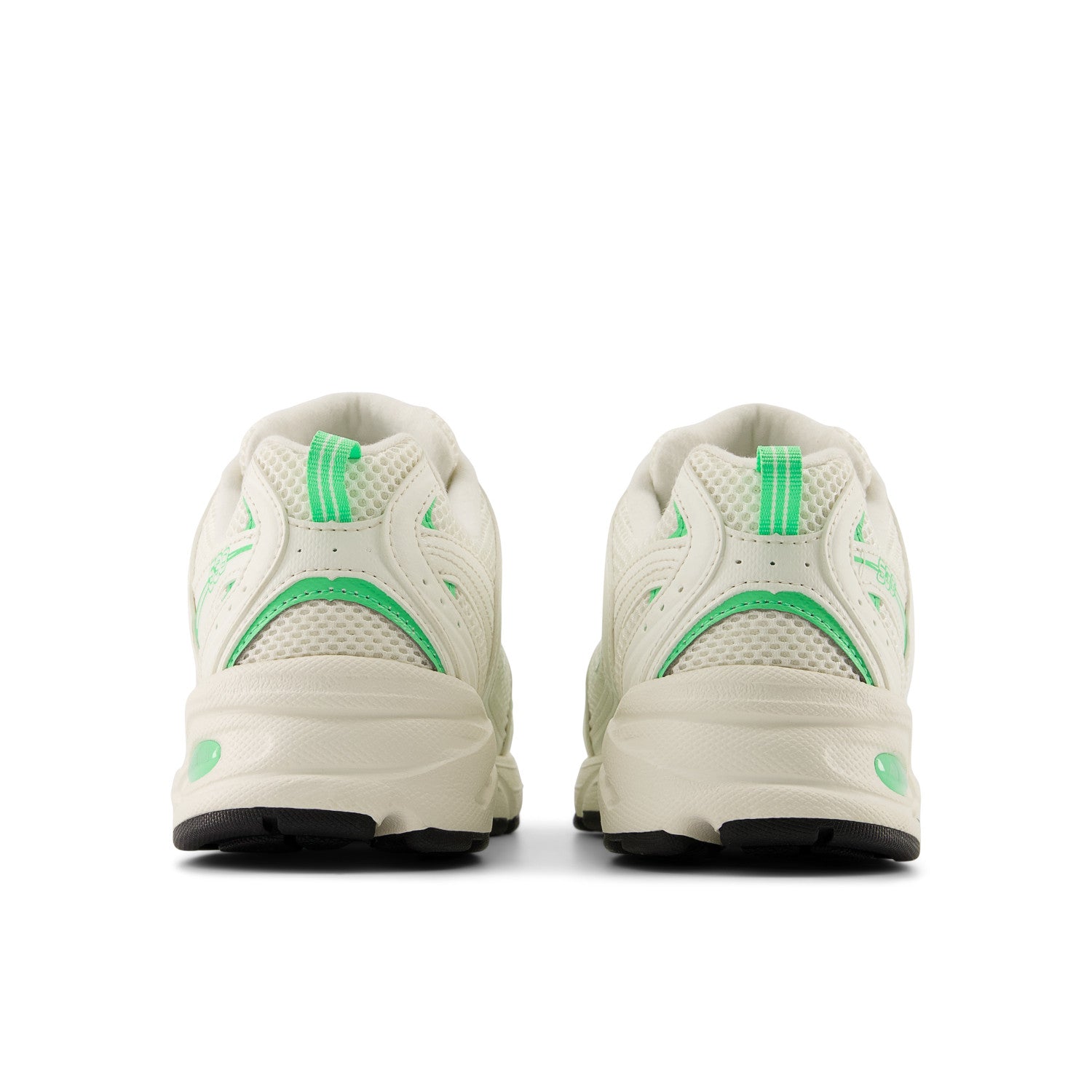 Tênis New Balance 530 Bege e Verde Claro