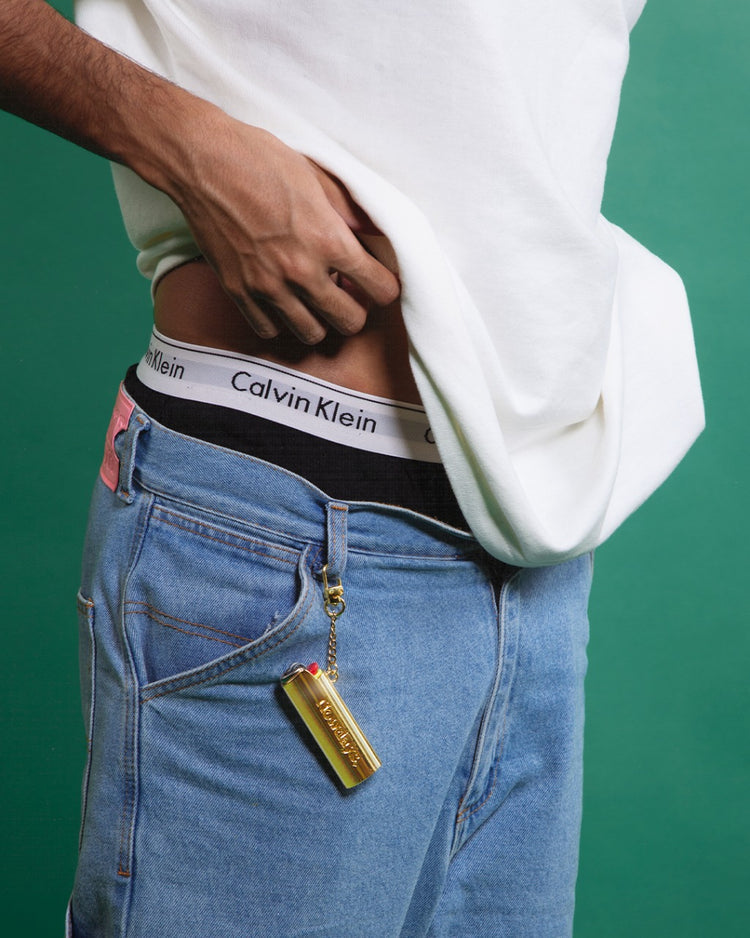 Porta Isqueiro Nowdays "El Fuego" Dourado