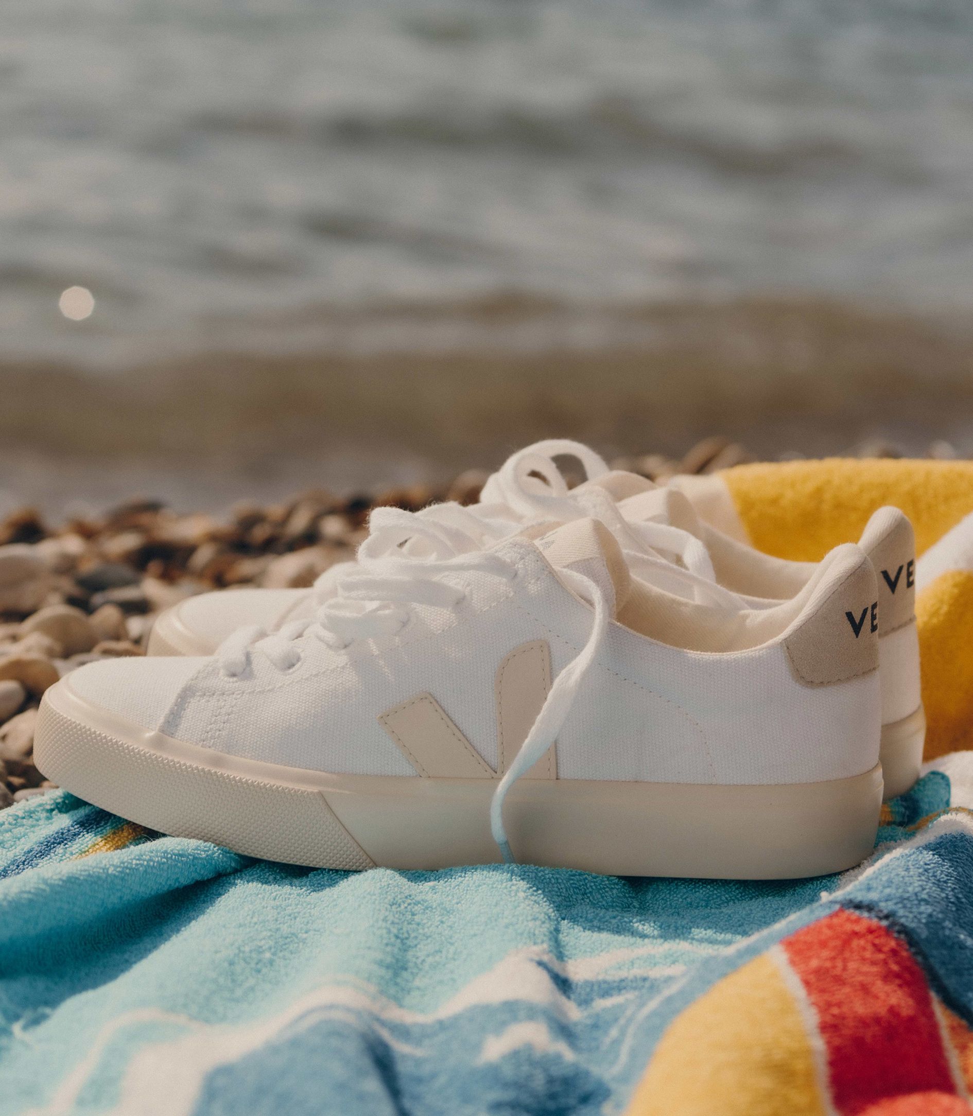 Tênis Veja Campo Canvas White Pierre