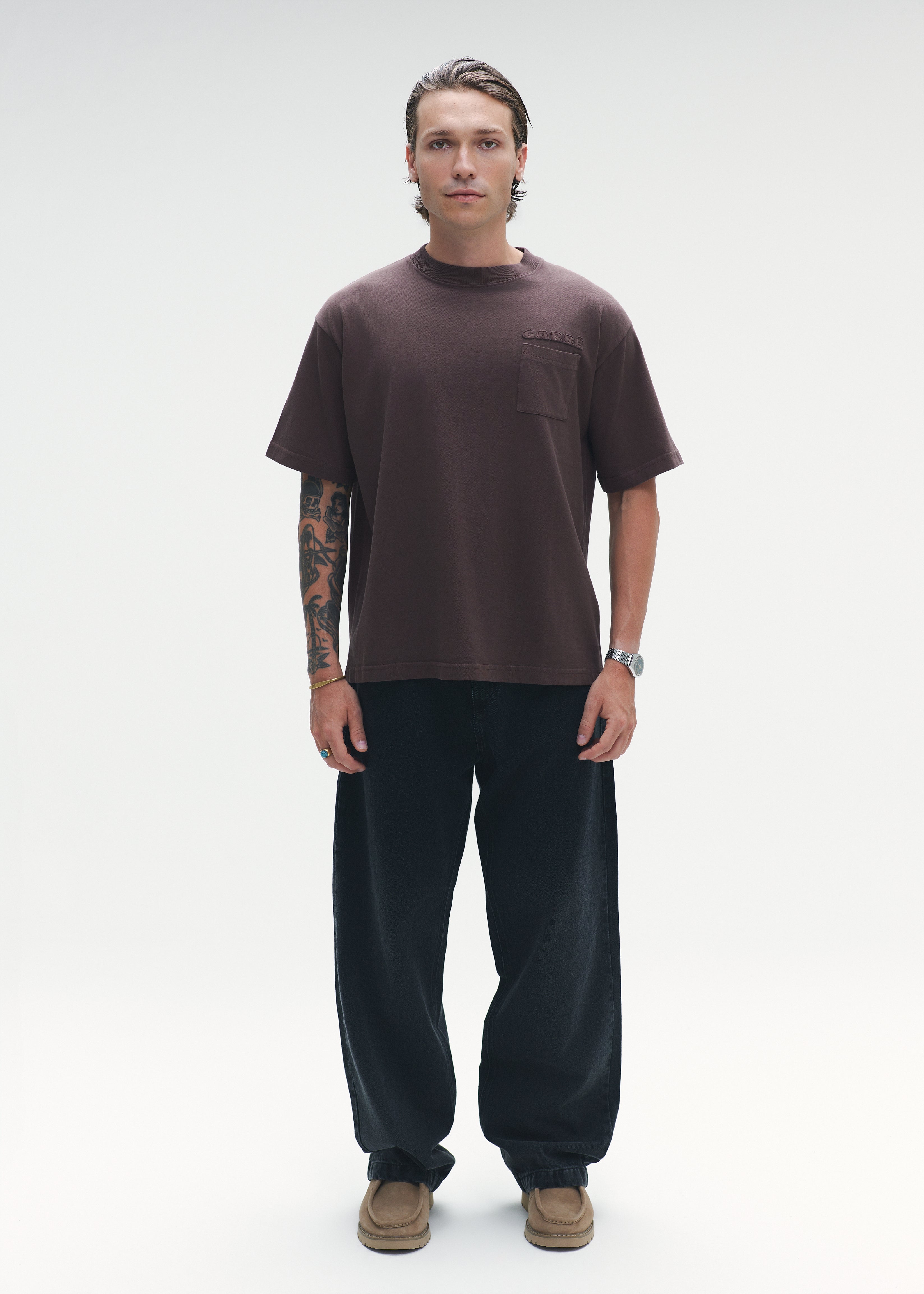 Camiseta Garré Embroidery Pocket Logo Marrom